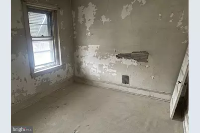 708 Jeffrey Street, Chester, PA 19013 - Photo 12