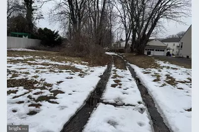 202-203 Sycamore Avenue, Morton, PA 19070 - Photo 2