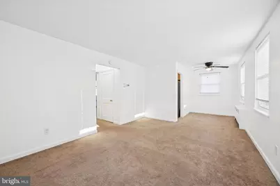 206 W Parkway Avenue, Chester, PA 19013 - Photo 6