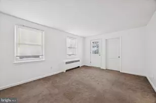 206 W Parkway Ave, Chester, PA 19013 - Photo 8