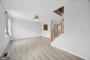 17 Hillview Cir, Lansdowne, PA 19050 - Photo 10