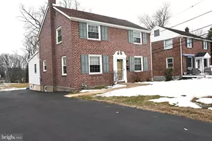 514 Springview Ln, Springfield, PA 19064 - Photo 2
