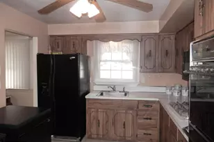 1226 Redwood Ave, Folsom, PA 19033 - Photo 8