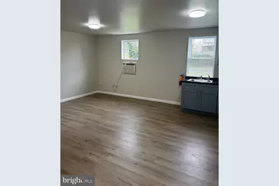 122 E Ridge Road #B1, Marcus Hook, PA 19061 - Photo 2
