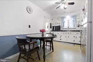 327 Netherington Dr, Broomall, PA 19008 - Photo 10