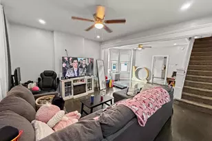 413 Walnut St, Darby, PA 19023 - Photo 2