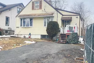 1362 Elmwood Ave, Sharon Hill, PA 19079 - Photo 6