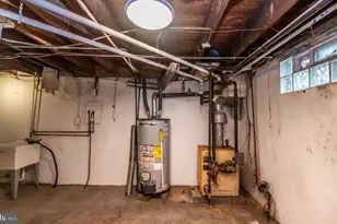 577 Snowden Rd, Upper Darby, PA 19082 - Photo 16