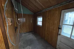 106 N 2nd St, Darby, PA 19023 - Photo 12