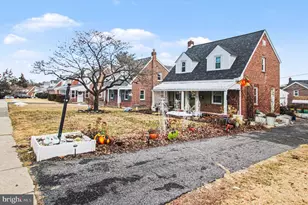 124 Belmont Ave, Folsom, PA 19033 - Photo 2