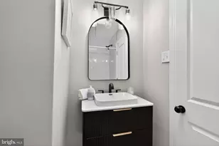 911 W Cobbs Creek Pkwy, Lansdowne, PA 19050 - Photo 18