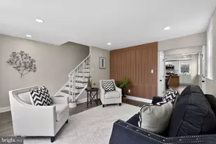 911 W Cobbs Creek Pkwy, Lansdowne, PA 19050 - Photo 2