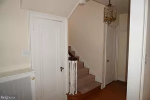 534 Kenwood Rd, Drexel Hill, PA 19026 - Photo 2