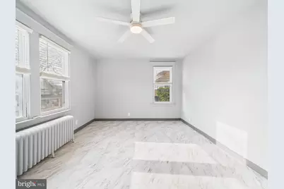 246 S Fairview Avenue #B, Upper Darby, PA 19082 - Photo 10