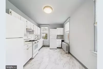 246 S Fairview Avenue #B, Upper Darby, PA 19082 - Photo 2