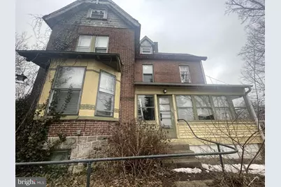 201 W Baltimore Avenue, Clifton Heights, PA 19018 - Photo 1