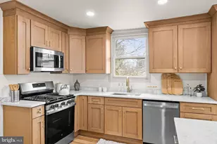 633 Georges Ln, Ardmore, PA 19003 - Photo 14