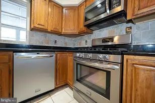 52 Wentworth Ln, Bryn Mawr, PA 19010 - Photo 10