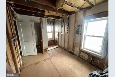 409 Flower Street, Chester, PA 19013 - Photo 8