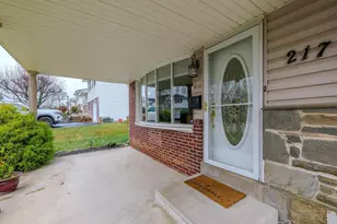 217 Bramber, Broomall, PA 19008 - Photo 2