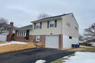 237 Talbot Dr, Broomall, PA 19008 - Photo 2