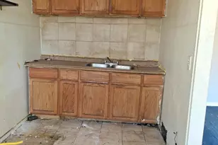 919 Sharon Ave, Sharon Hill, PA 19079 - Photo 6