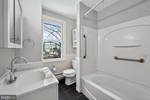223 Lafayette Ave, Darby, PA 19023 - Photo 6