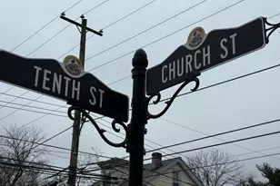 220 10th St, Brookhaven, PA 19015 - Photo 2