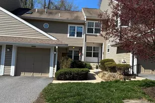 211 Nottingham Ct, Glen Mills, PA 19342 - Photo 2