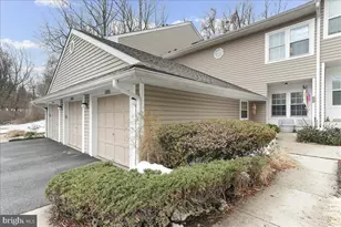 211 Nottingham Ct, Glen Mills, PA 19342 - Photo 2