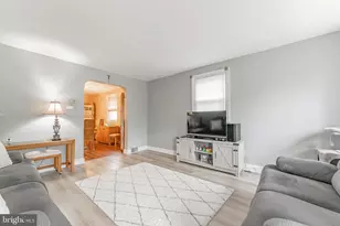 4913 Woodland Ave, Drexel Hill, PA 19026 - Photo 8