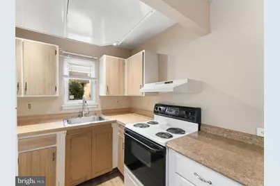 100 E Glenolden Avenue #T-13, Glenolden, PA 19036 - Photo 12