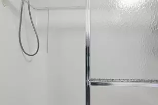 100 E Glenolden Ave, Glenolden, PA 19036 - Photo 20