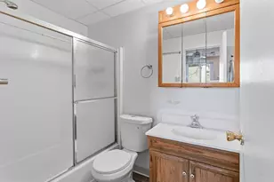 100 E Glenolden Ave, Glenolden, PA 19036 - Photo 18