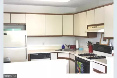 1030 E Lancaster Ave #128, Bryn Mawr, PA 19010 - Photo 32