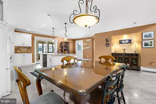 2037 Woodside Ln, Broomall, PA 19008 - Photo 16