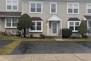 3 Victoria Dr, Aston, PA 19014 - Photo 1