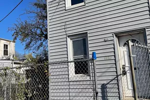 413 Ivy St, Chester, PA 19013 - Photo 1