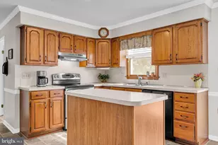 3744 Mayfield Ln, Chadds Ford, PA 19317 - Photo 10