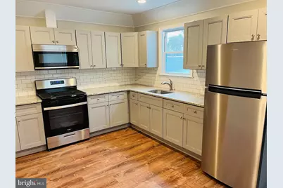 424 N Springfield Road, Clifton Heights, PA 19018 - Photo 1