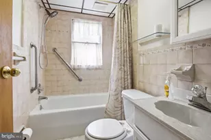 16 Seneca St, Essington, PA 19029 - Photo 20