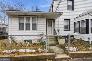 16 Seneca St, Essington, PA 19029 - Photo 4