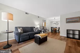 7204 Hilltop Dr, Brookhaven, PA 19015 - Photo 10