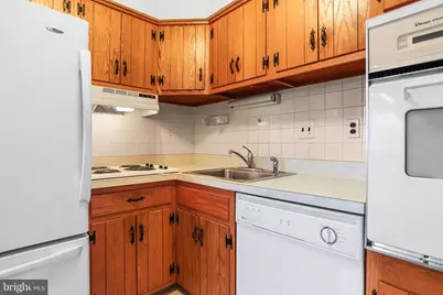 1 Lawrence Road #G-2-B, Broomall, PA 19008 - Photo 4