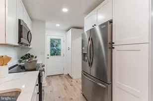 2213 Windsor Cir, Broomall, PA 19008 - Photo 18