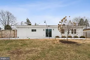 2213 Windsor Cir, Broomall, PA 19008 - Photo 40