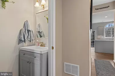 411 Highgrove Lane, Aston, PA 19014 - Photo 38