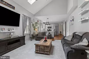 411 Highgrove Ln, Aston, PA 19014 - Photo 14