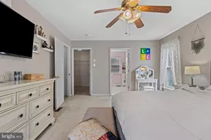 411 Highgrove Ln, Aston, PA 19014 - Photo 28