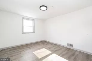 514 8th Ave, Folsom, PA 19033 - Photo 14